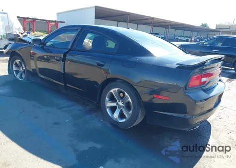 2012 Dodge Charger Sxt z USA, uszkodzony, nr VIN 2C3CDXHGXCH253441